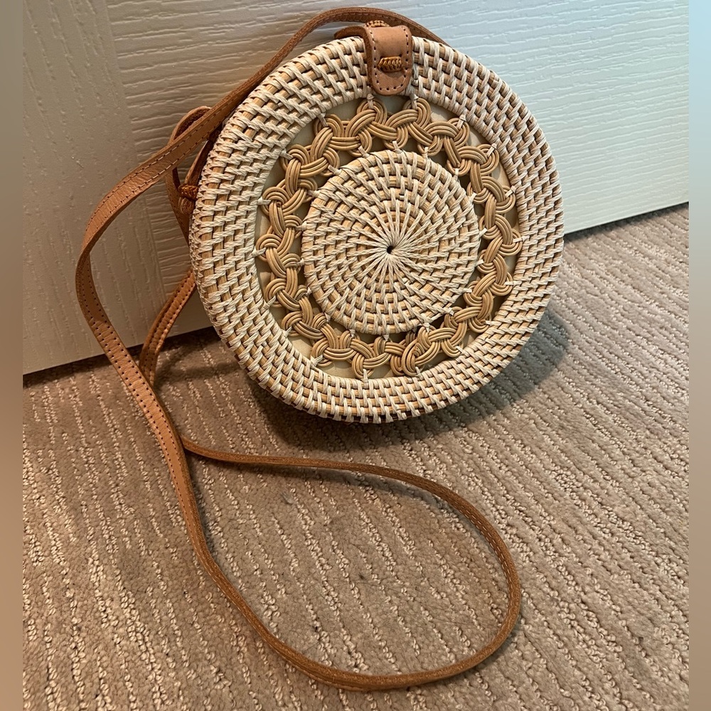 Rattan purse